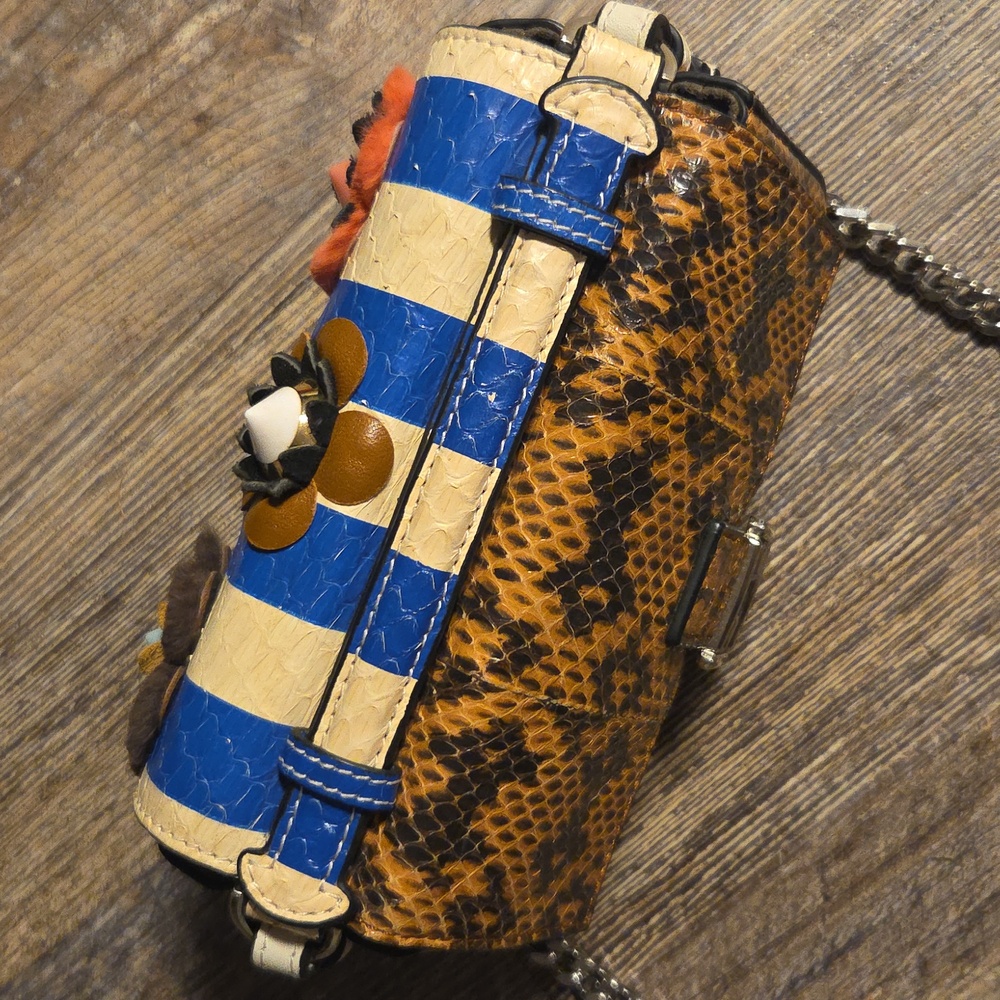 Fendi Flowerland Brown python Baguette Crossbody 3D Floral Snakeskin Chain Strap - Picture 13 of 16